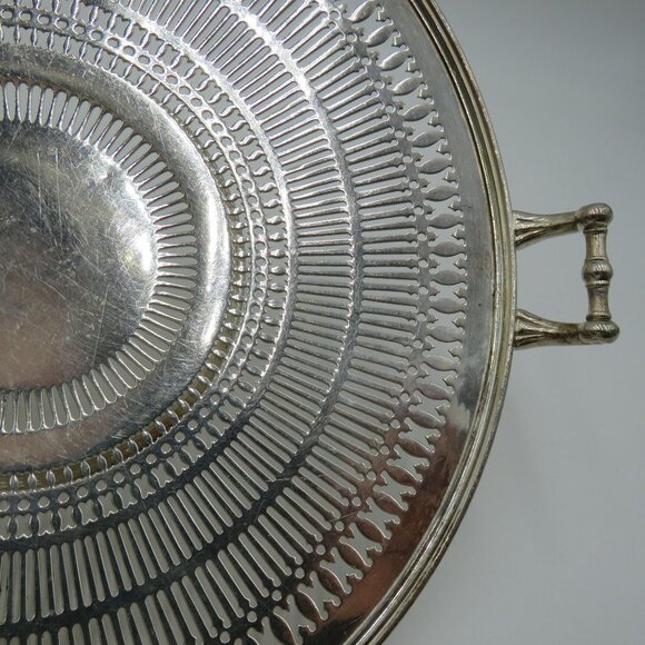 Wilcox Tray Silver Plated Reticulated 10" Curved Serving Platter Handles Vintage - Picture 5 of 8